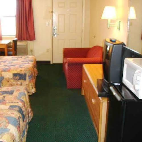 פורסט סיטי Econo Lodge מראה חיצוני תמונה