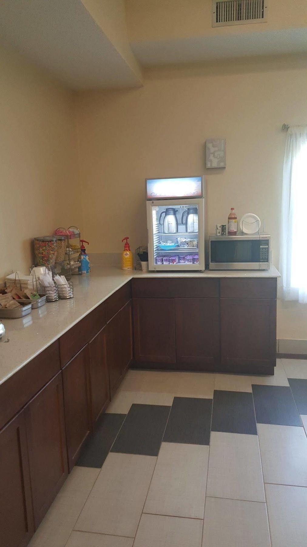 פורסט סיטי Econo Lodge מראה חיצוני תמונה